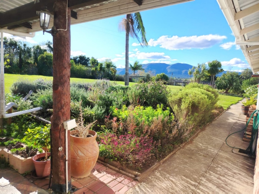 4 Bedroom Property for Sale in Hoekwil Western Cape